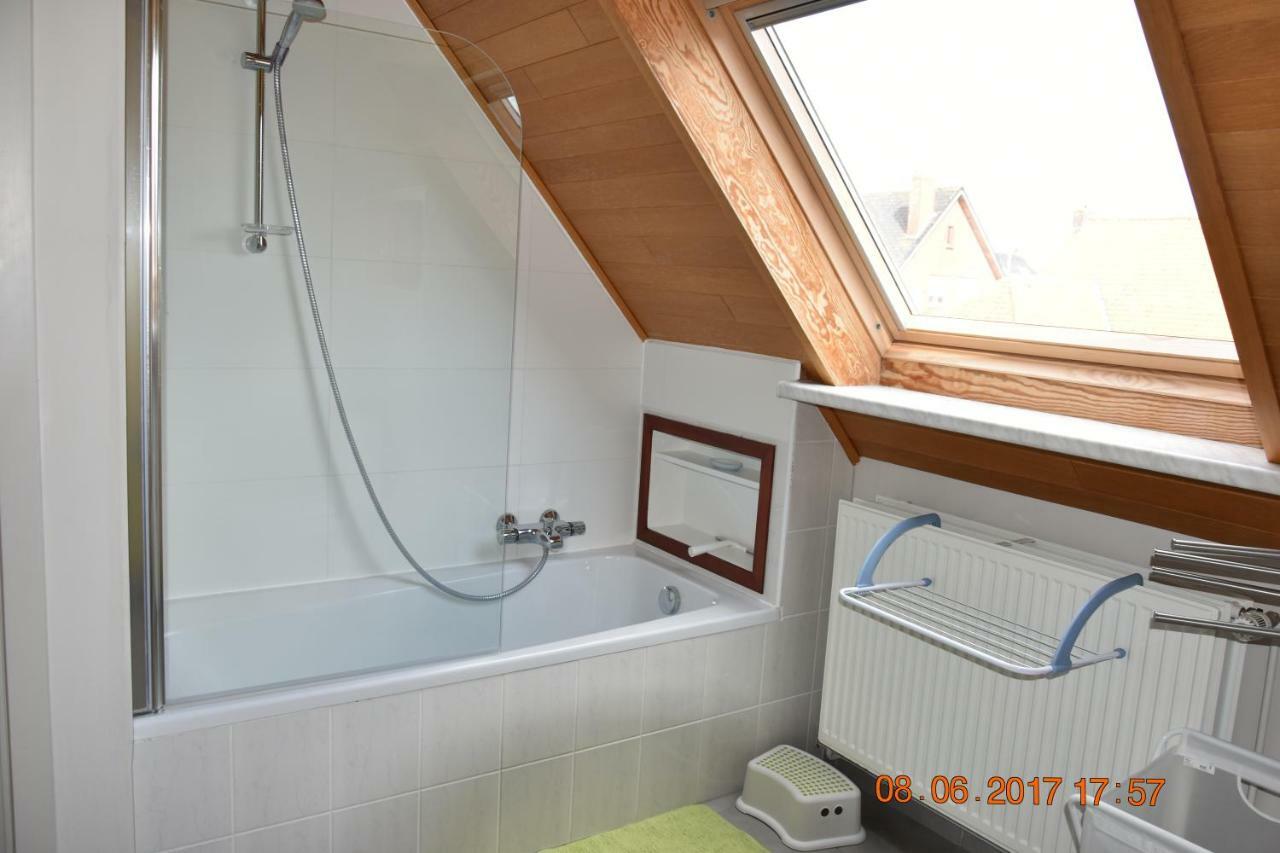 Damon II Apartment Poelkapelle Екстериор снимка